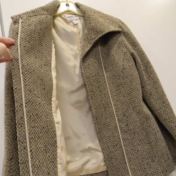 Emanuel Ungaro asymetrical collar hourglass jacket - Picture 3 of 8